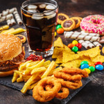 8 thực phẩm gây hại cho tuyến tiền liệt cần hạn chế ngay