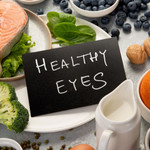 8 thực phẩm giúp đôi mắt sáng khỏe và giảm nguy cơ suy giảm thị lực
