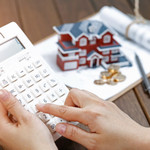 Giáo viên tiếng Anh 26 tuổi thu nhập 50 triệu/tháng, có 2 tỷ tiết kiệm đặt mục tiêu mua nhà tại TP.HCM có khả thi?