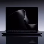 Microsoft ra mắt Surface Laptop Ultra, trang bị chip NVIDIA thế hệ mới nhất