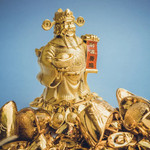 Quyết định nào cho vàng ngày vía Thần Tài?