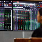 VN-Index chững lại trước ngưỡng 1.840, áp lực chốt lời bắt đầu gia tăng