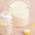 Hàng loạt hãng sữa “gặp chuyện”, người tiêu dùng Việt cần lưu ý