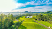  Golf không còn là “sân chơi” riêng của giới thượng lưu, Việt Nam thu về 1 tỷ USD năm 2025