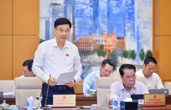 Chủ nhiệm Ủy ban Kinh tế Vũ Hồng Thanh
