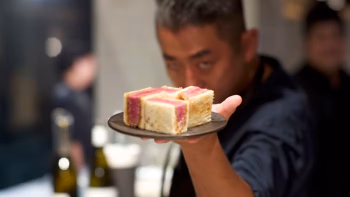 Nhà hàng WagyuMafia và món sandwich bò Wagyu trứ danh toàn thế giới-5