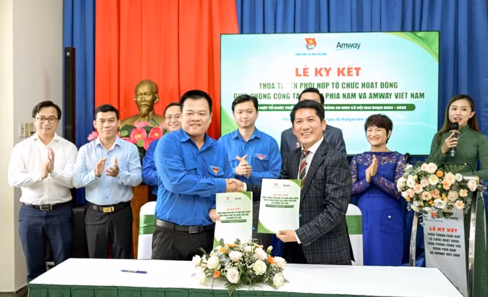 Amway Việt Nam ký kết hợp tác với Trung ương Đoàn thanh niên Cộng sản Hồ Chí Minh