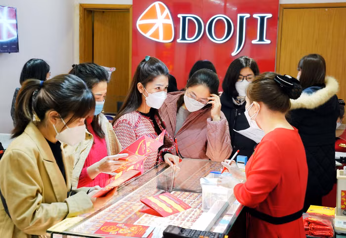 Lợi nhuận DOJI năm 2023 giảm hơn một nửa, nợ trái phiếu về mức zero