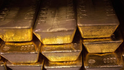Giới chuyên gia nhận định vàng cán mốc 4.000 USD vào năm tới