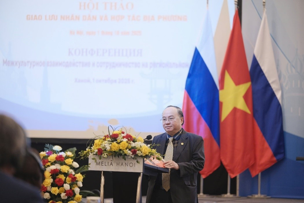 Chủ tịch HBA-VACOD Nguyễn Hồng Sơn trình bày tham luận tại Diễn đàn Nhân dân Việt – Nga f9.jpg