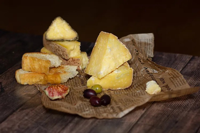 health-gettyimages-highbloodpressure-agedcheese-f94ddeaaeb3245cdb3663a23d0d82811.jpg