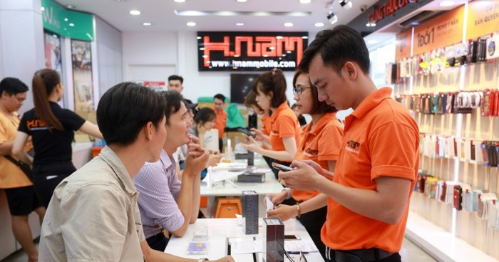 Hnam Mobile sẽ chính thức khép lại hành trình kinh doanh thiết bị công nghệ từ 1/10