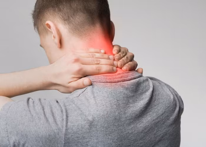 Tạm biệt đau cổ với những động tác dễ làm ngay tại nhà
