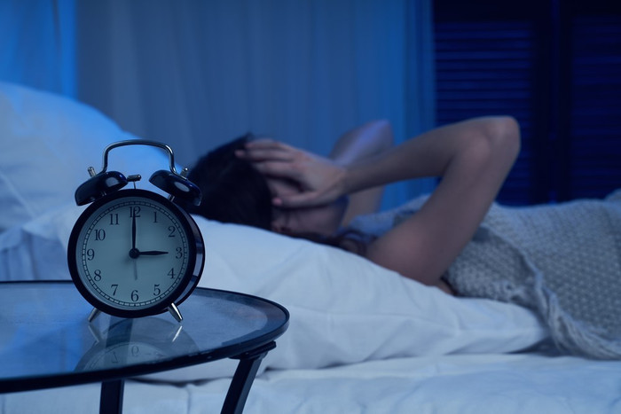 Thiếu ngủ là nguyên nhân gây ra nhiều hệ lụy nghiêm trọng ảnh hưởng sâu rộng đến sức khỏe và chất lượng cuộc sống