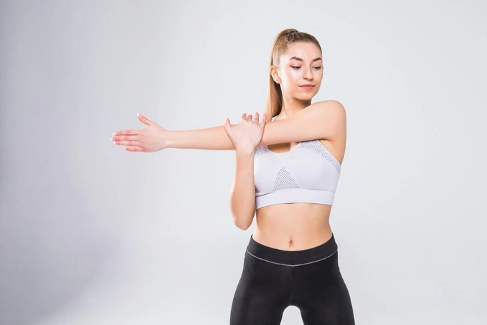 5-best-arm-stretches-before-workout-tools-that-actually-help-927233-2.jpg