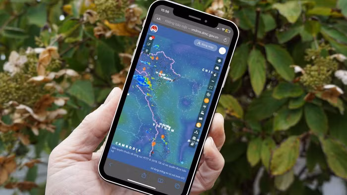Người dân có thể theo dõi diễn biến cơn bão số 3 ngay trên điện thoại 