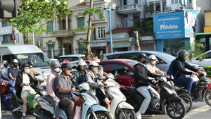  Hà Nội chính thức cấm xe máy xăng vào 9 phường theo khung giờ từ 1/7/2026