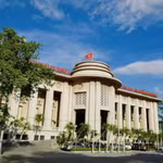 Ngân hàng Nhà nước yêu cầu xử lý nghiêm tổ chức tín dụng tăng lãi suất trái chỉ đạo