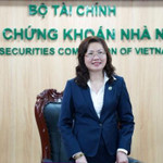 Bà Vũ Thị Chân Phương, Chủ tịch Ủy ban Chứng khoán Nhà nước