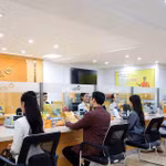 Tỷ phú Phạm Nhật Vượng bất ngờ trở thành cổ đông lớn thứ hai của LPBank