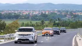 VinFast ra mắt gói dịch vụ thông minh VF Connect - Nâng tầm trải nghiệm cá nhân hóa trên xe điện