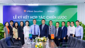 VPBankS và GPBank ký kết thỏa thuận hợp tác chiến lược