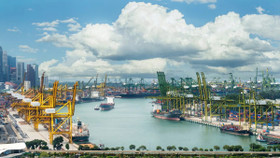 Cảng Singapore – Cảng biển nhộn nhịp thứ 2 thế giới. Ảnh: Ship Technology