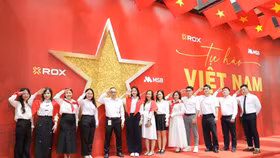 Check-in cùng bức tường Tự hào Việt Nam trên đường Nguyễn Chí Thanh