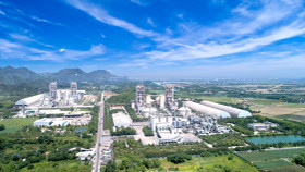 Toàn cảnh nhà máy Xi măng Long Sơn tại phường Đông Sơn, thị xã Bỉm Sơn tỉnh Thanh Hóa