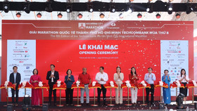 Khai mạc giải Marathon Quốc tế TP.HCM Techcombank mùa thứ 8