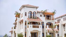 Dấu ấn nghệ thuật đằng sau 200 mẫu thiết kế độc bản của Casa Villa