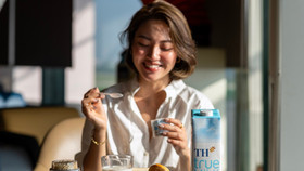 Trải nghiệm sản phẩm cao cấp, hoàn toàn từ thiên nhiên của TH trên các chuyến bay Vietnam Airlines