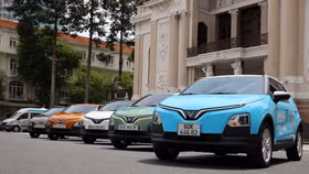 Dễ dàng vi vu Tết bằng VinFast VF 5 nhờ chính sách “mua xe 0 đồng”, lãi suất ưu đãi chỉ 7%