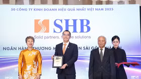 SHB khẳng định vị thế với top 50 công ty kinh doanh hiệu quả, top 10 doanh nghiệp tư nhân có lợi nhuận tốt nhất Việt Nam