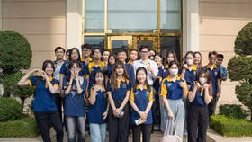 Sinh viên ngành quản trị khách sạn tại Trường Đại học Gia Định thường xuyên được tham gia các chuyến tham quan thực tế tại doanh nghiệp để nâng cao kiến thức, kỹ năng chuyên môn