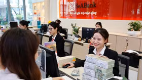 SeABank khẳng định dấu ấn bền vững với 2 giải thưởng ngân hàng Việt Nam tiêu biểu 