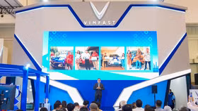 Khách hàng Indonesia nhận bàn giao VF 5 trong khuôn khổ sự kiện Gaikindo Jakarta Auto Week 2024