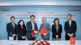 Techcombank và Panasonic Việt Nam ký kết hợp tác chiến lược