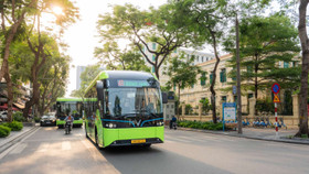 VinBus khai trương tuyến buýt điện 43 - Kết nối nội thành với Đông Anh 