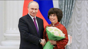 AHLĐ Thái Hương được Tổng thống Nga Vladimir Putin trực tiếp trao Huân chương Hữu nghị tại Điện Kremlin