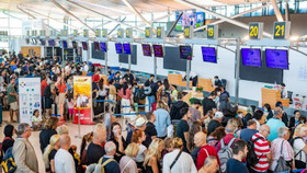 Khách quốc tế đổ bộ tới Phú Quốc tưởng mình ở châu Âu