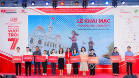 Khai mạc Giải marathon quốc tế TP.HCM Techcombank lần thứ 7