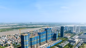 Noble Crystal Tay Ho WorldHotels Residences là dự án Branded Residences 5.0 đầu tiên của KĐT Ciputra được vận hành theo tiêu chuẩn WorldHotels – thương hiệu cao cấp bậc nhất thuộc BWH Hotels