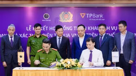 TPBank và Trung tâm RAR ký kết Hợp đồng triển khai dịch vụ định danh và xác thực điện tử qua VneID trên app TPBank