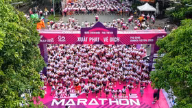 Gần 2.000 người tham gia Giải chạy thường niên Phú Đông Mini Marathon mùa 5