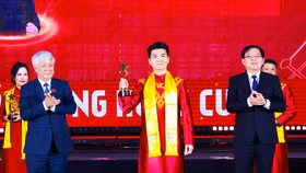 Doanh nhân Đỗ Quang Vinh được vinh danh trong top 10 Giải thưởng Sao Đỏ 2025