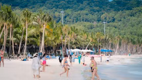 Phú Quốc lần thứ 3 được vinh danh Điểm đến biển đảo thiên nhiên hàng đầu thế giới 2024