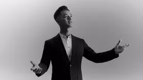 Ca sĩ Đức Tuấn làm mới siêu phẩm nhạc việt trong đại nhạc hội tại T&T City Millennia