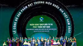 Lần thứ 8 BIDV được vinh danh "Thương hiệu quốc gia" 