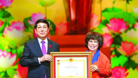 Bản lĩnh anh hùng của một tập thể anh hùng